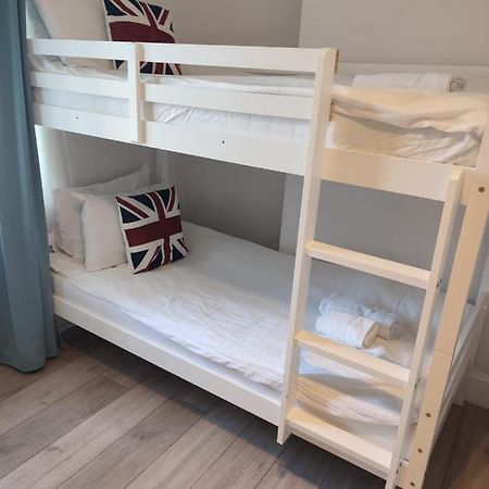 Room At 264 London Bagian luar foto