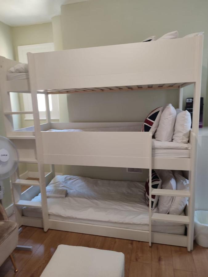 Room At 264 London Bagian luar foto